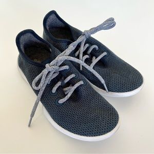Allbirds Women’s Tree Runner in Kauri Navy